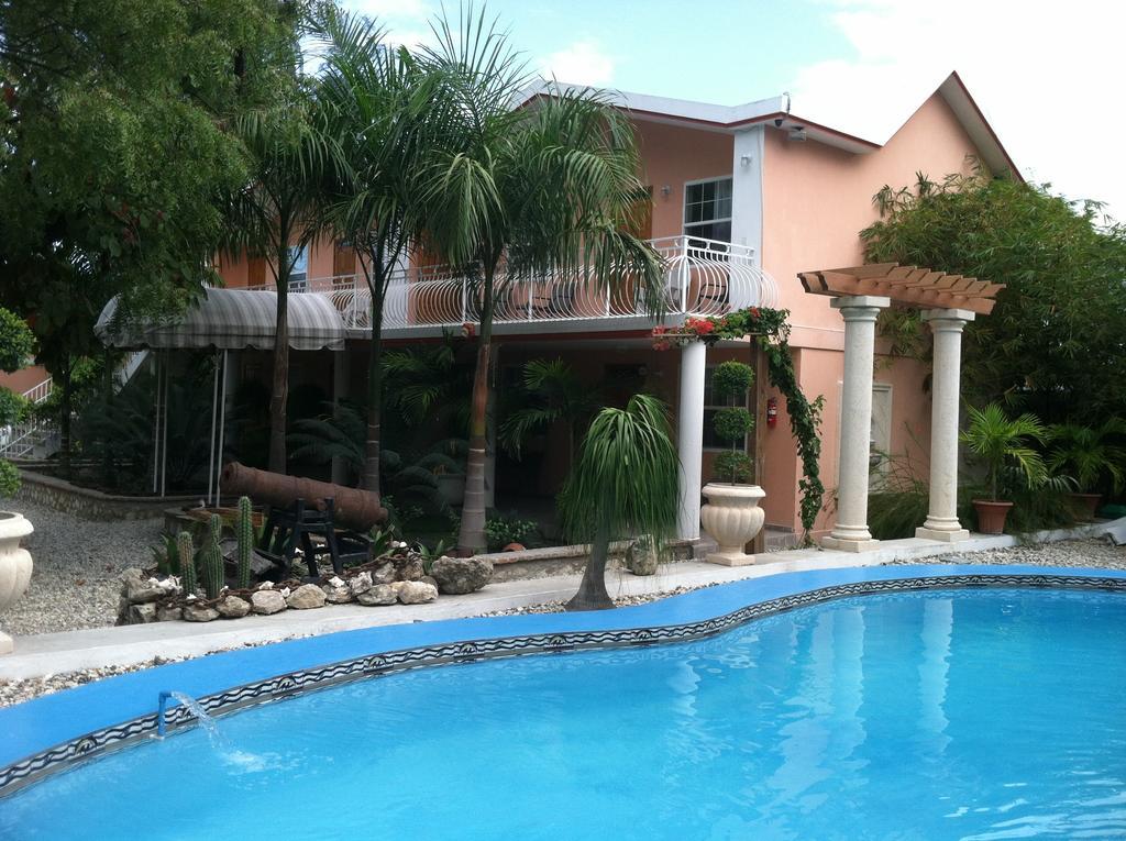 Palm Inn Hotel Port-au-Prince Ngoại thất bức ảnh