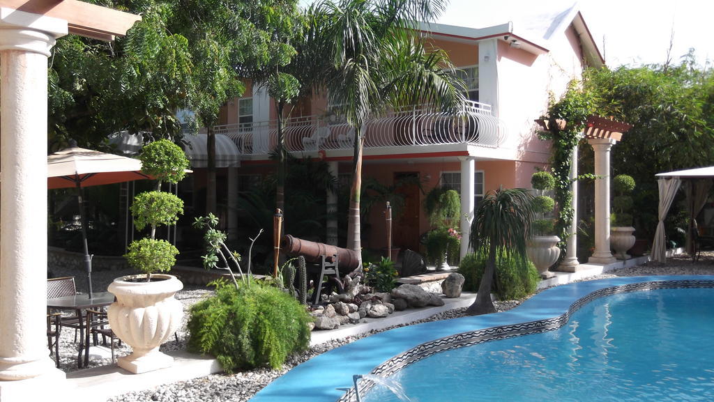 Palm Inn Hotel Port-au-Prince Ngoại thất bức ảnh